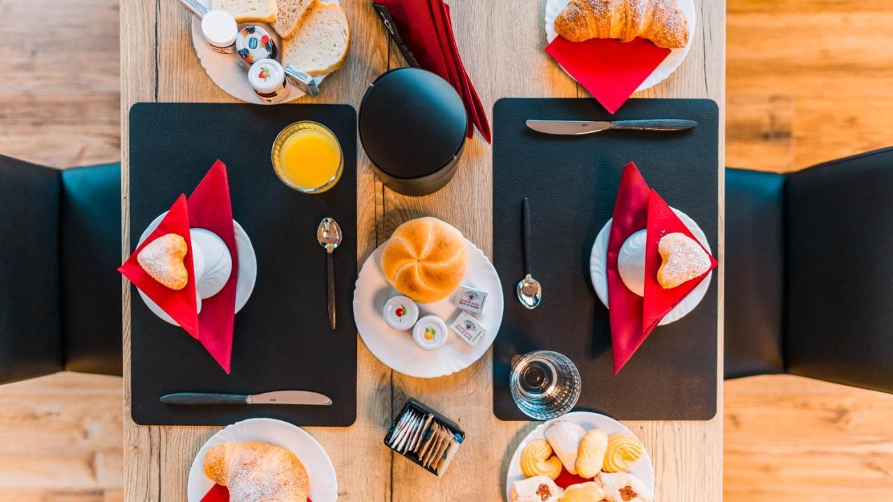 Hotel Dolomiti Di De Martin D Oscar Comèlico Superiore 外观 照片